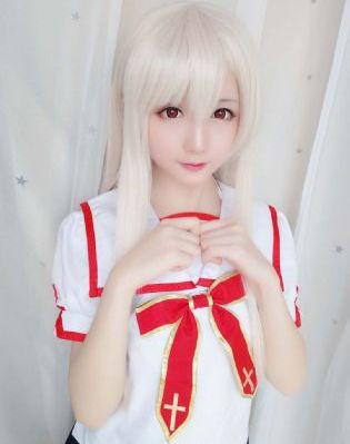 不穿内衣的瑜伽老师
