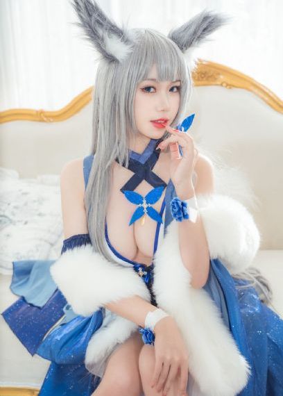 在黑暗中我们堕落