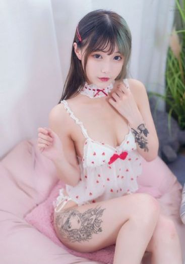 打烊后两人的沙龙头像动漫观看